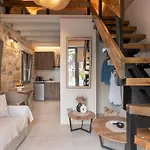 Villa Petra No3 *