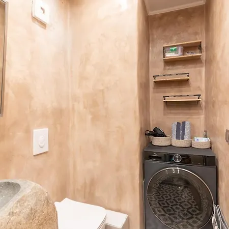 Petra No3 Methoni (Messenia)