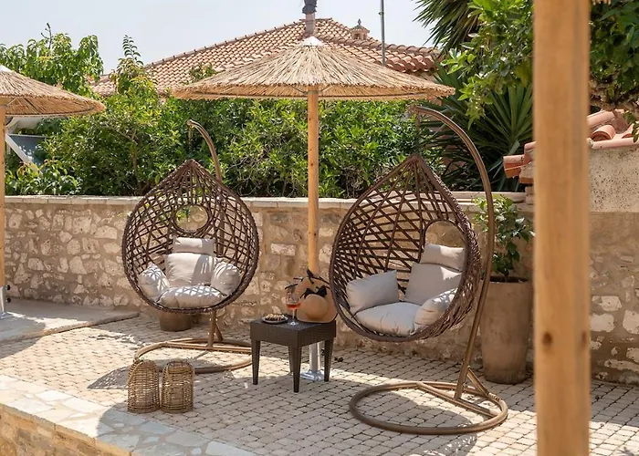 Petra No3 * Methoni (Messenia)