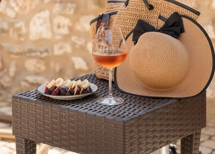 Petra No3 מת'וני