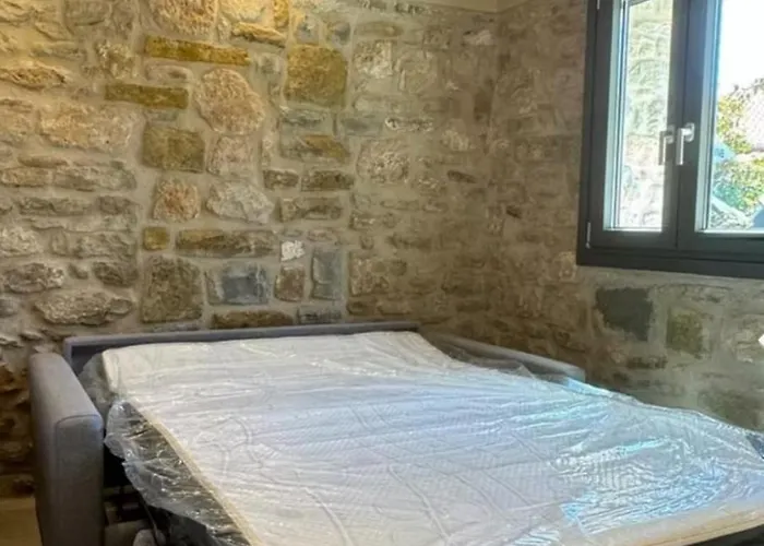 Petra No3 וילה מת'וני